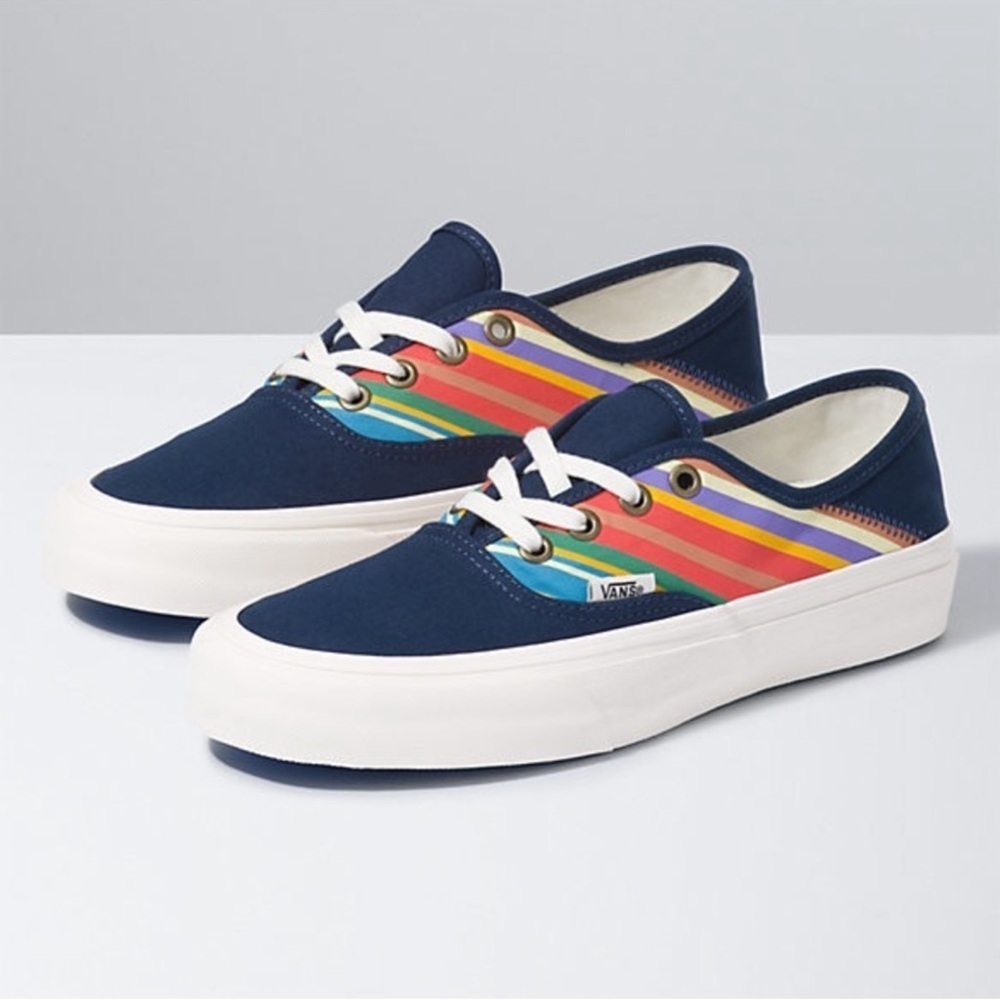 Vans Authentic Retro Stripe Lace Up Sneakers - Picture 1 of 13